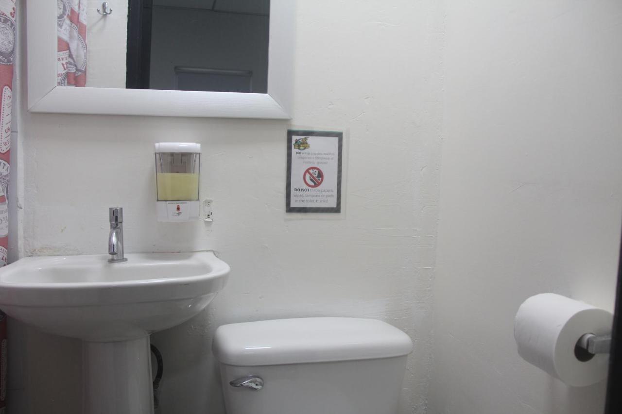 Eden'S Garden Hostel Panama City Ngoại thất bức ảnh