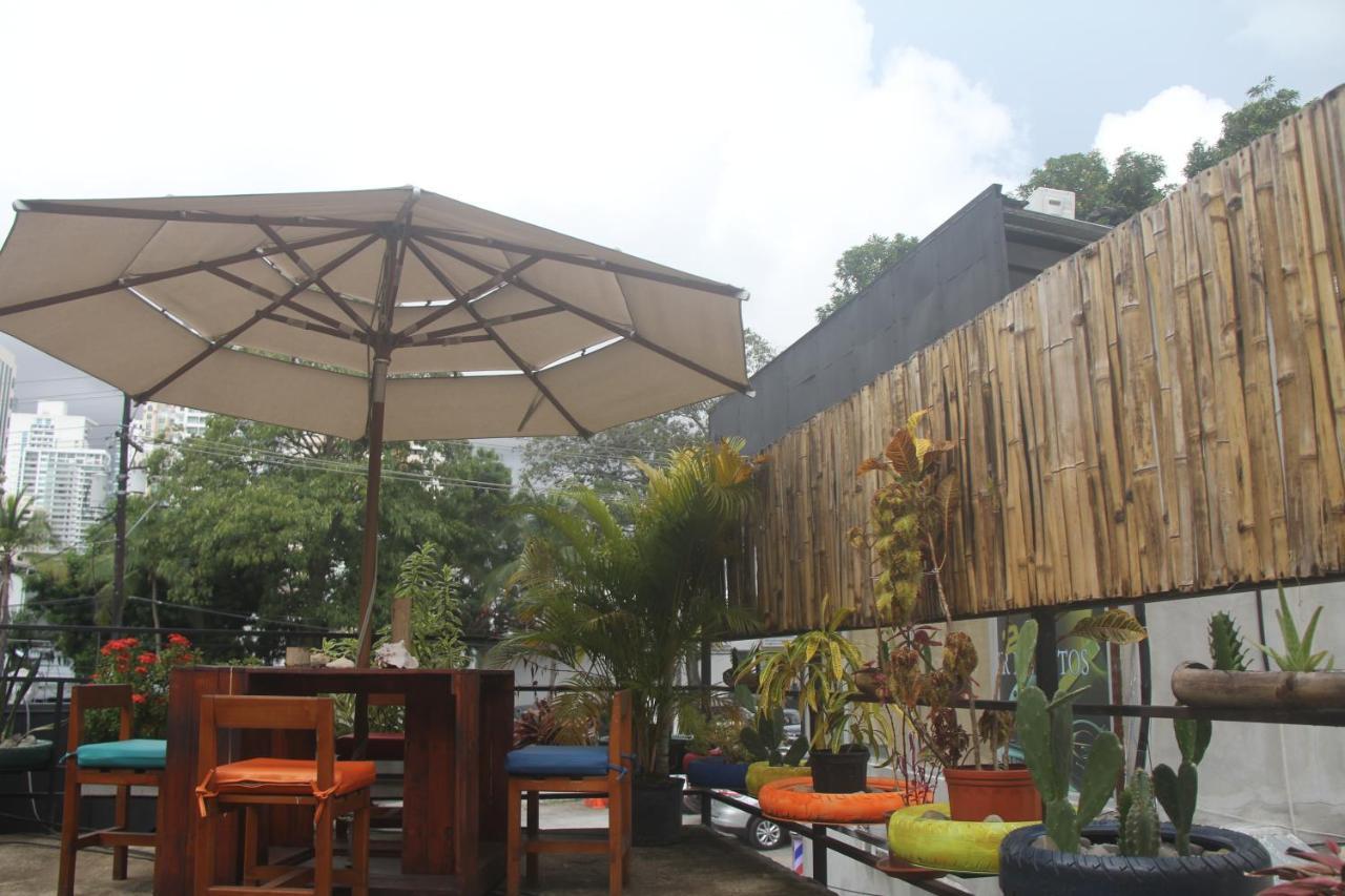 Eden'S Garden Hostel Panama City Ngoại thất bức ảnh