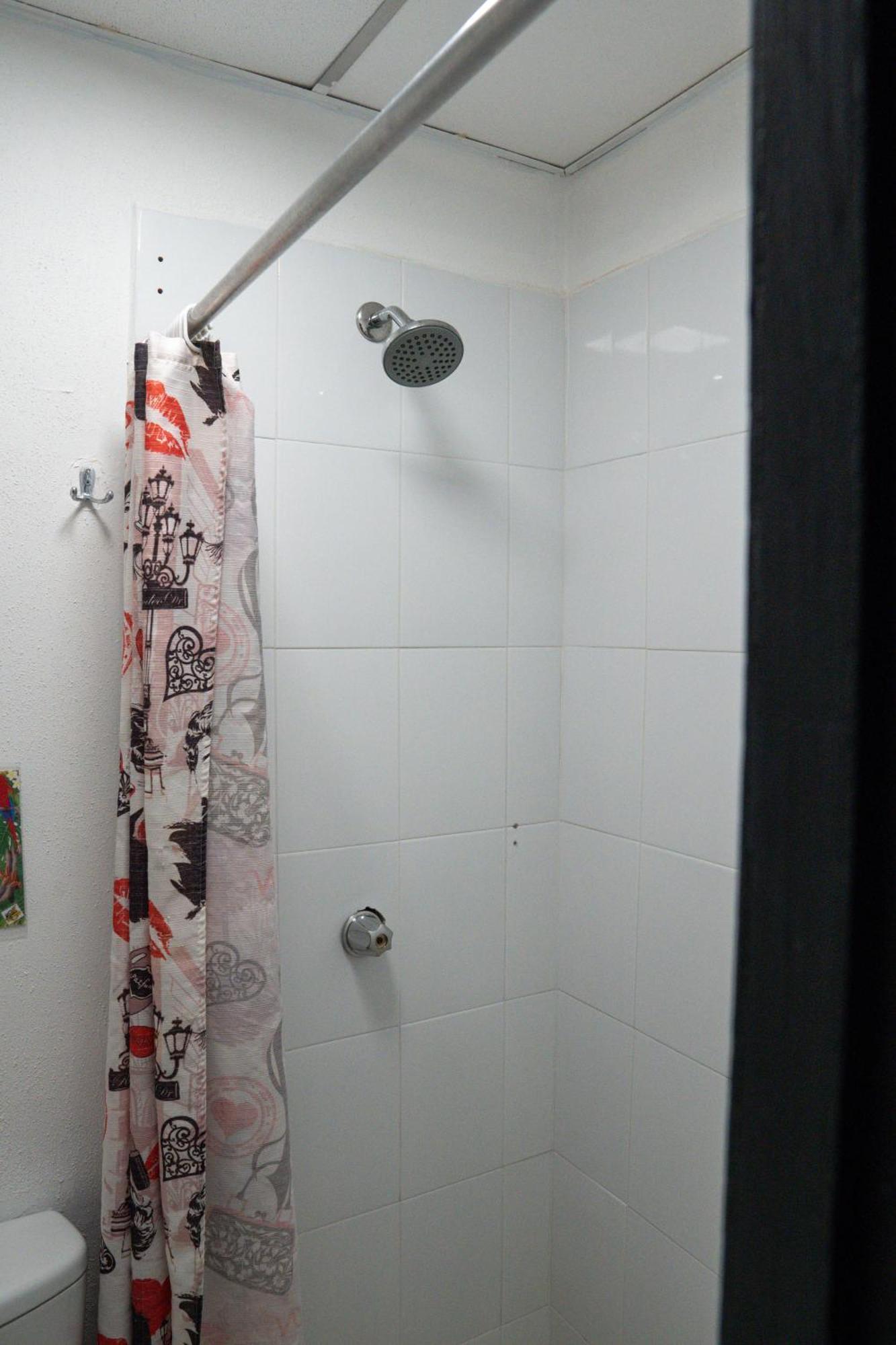 Eden'S Garden Hostel Panama City Ngoại thất bức ảnh