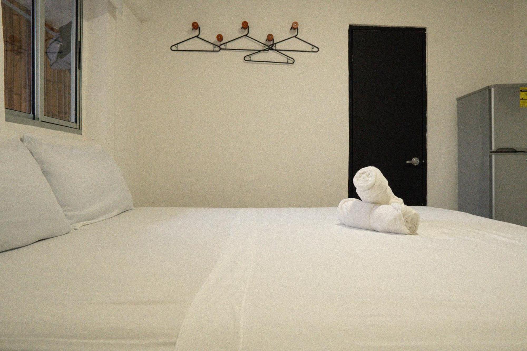 Eden'S Garden Hostel Panama City Ngoại thất bức ảnh